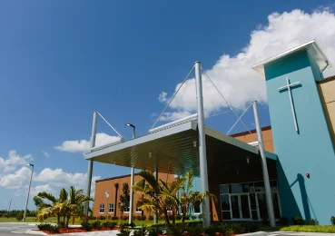 Crosspoint-Christian-Church-exterior church architect