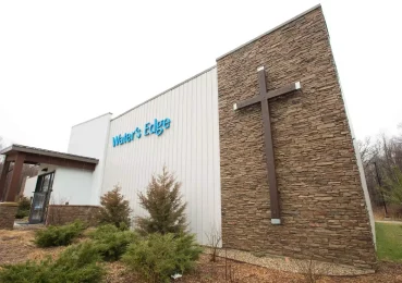 Waters-Edge-United-Methodist-Church