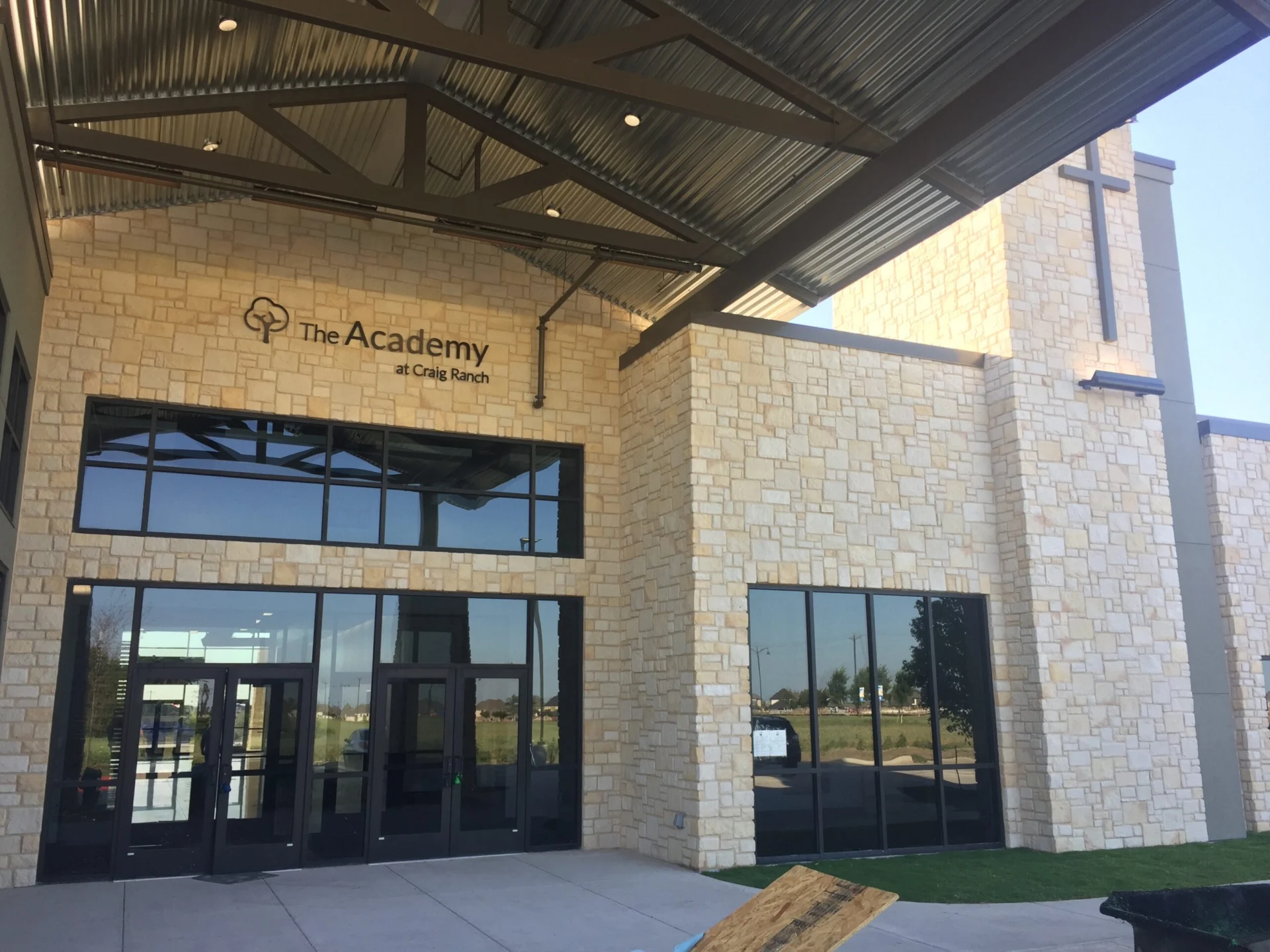 Brookhaven front church architect