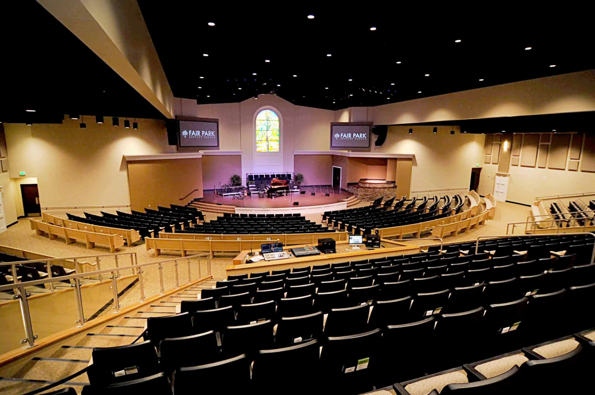 Fair Park Sanctuary lightened church architect