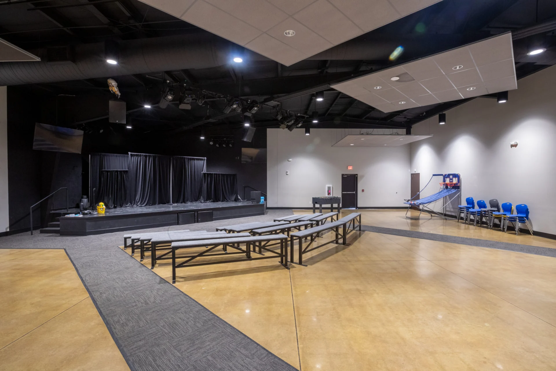 RadiantChurch Children Stage church building