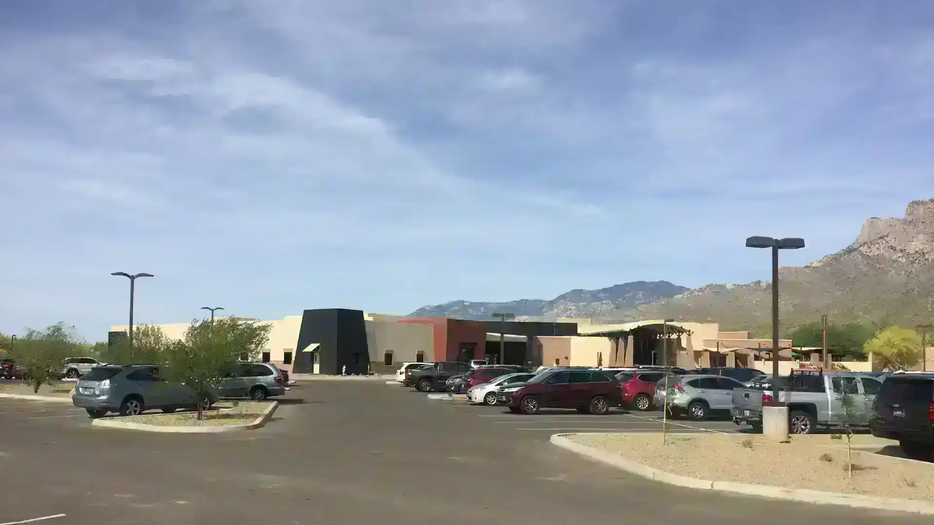 Oro Valley Exterior church building