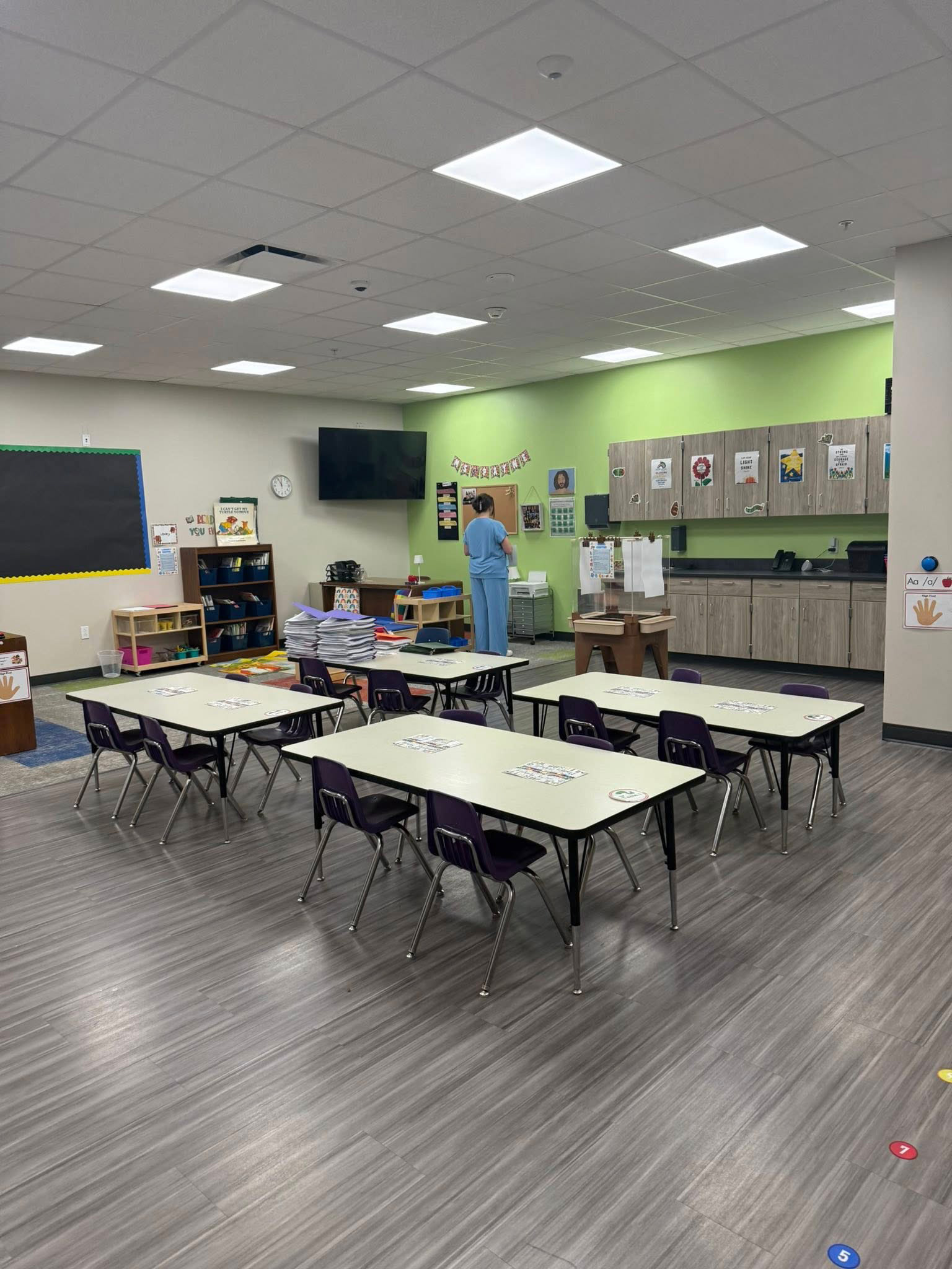 depot church childrens classroom church building church architect