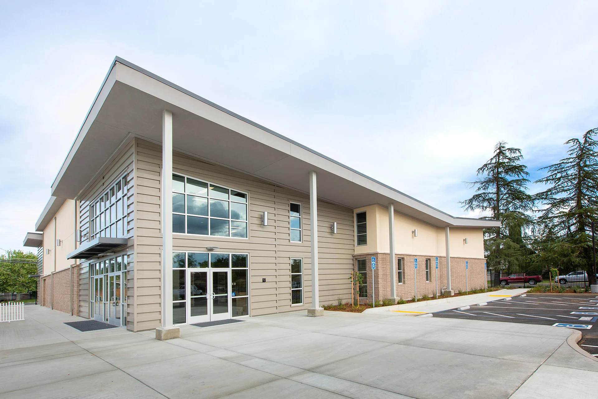 LifePointe exterior church building church architect