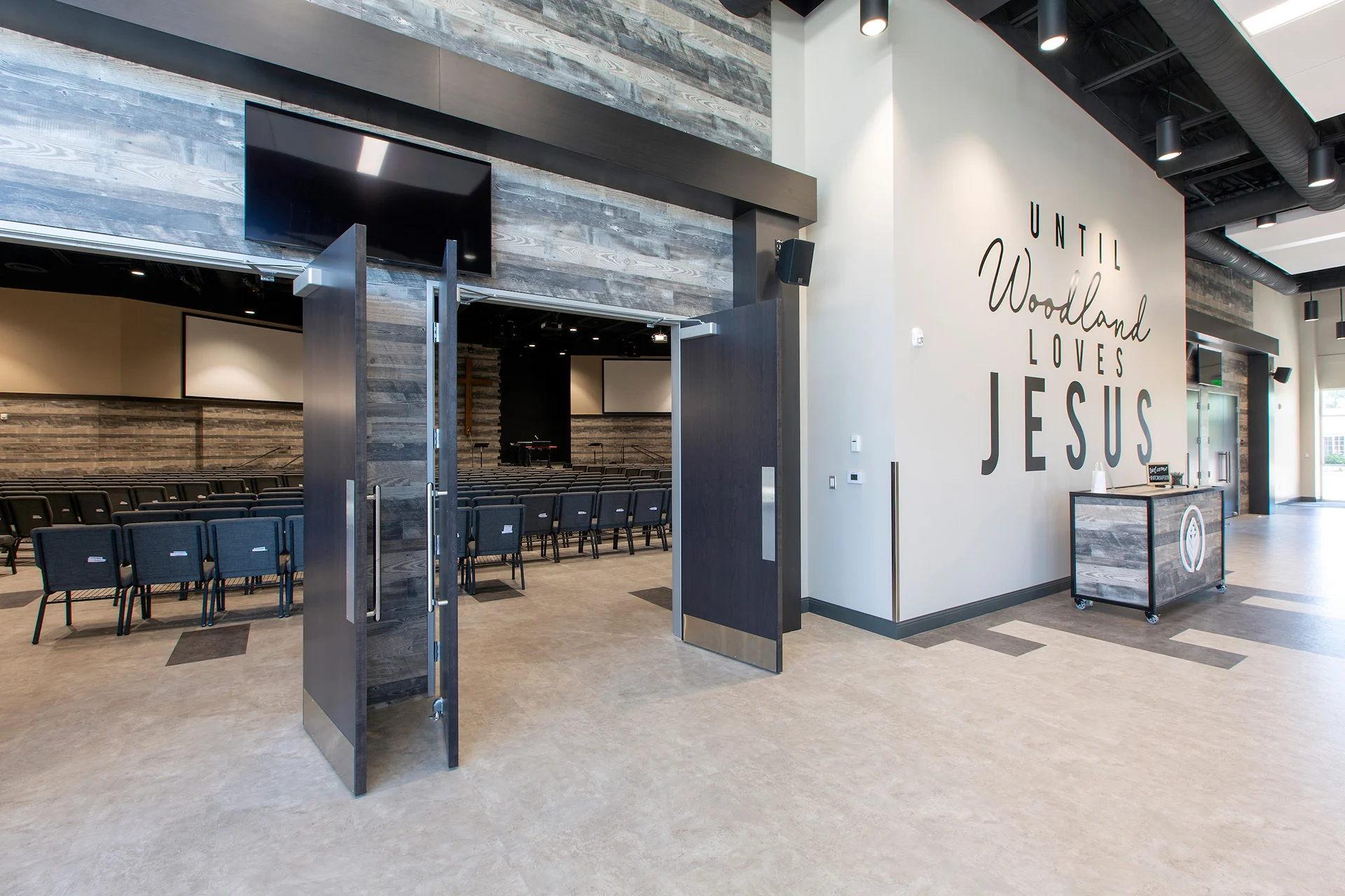 LifePointe san outside church building church architect