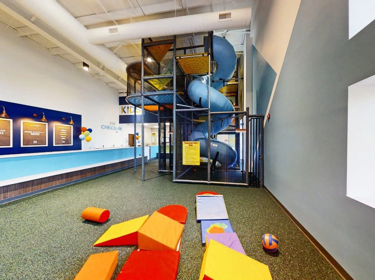 Lifespring Church Kid+Zone+Play+Area church building church architect