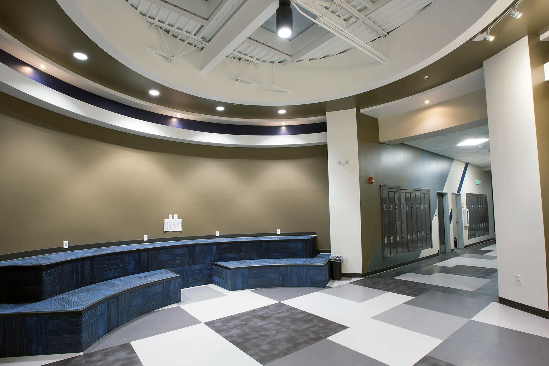 stoneridge-lobby church building church architect