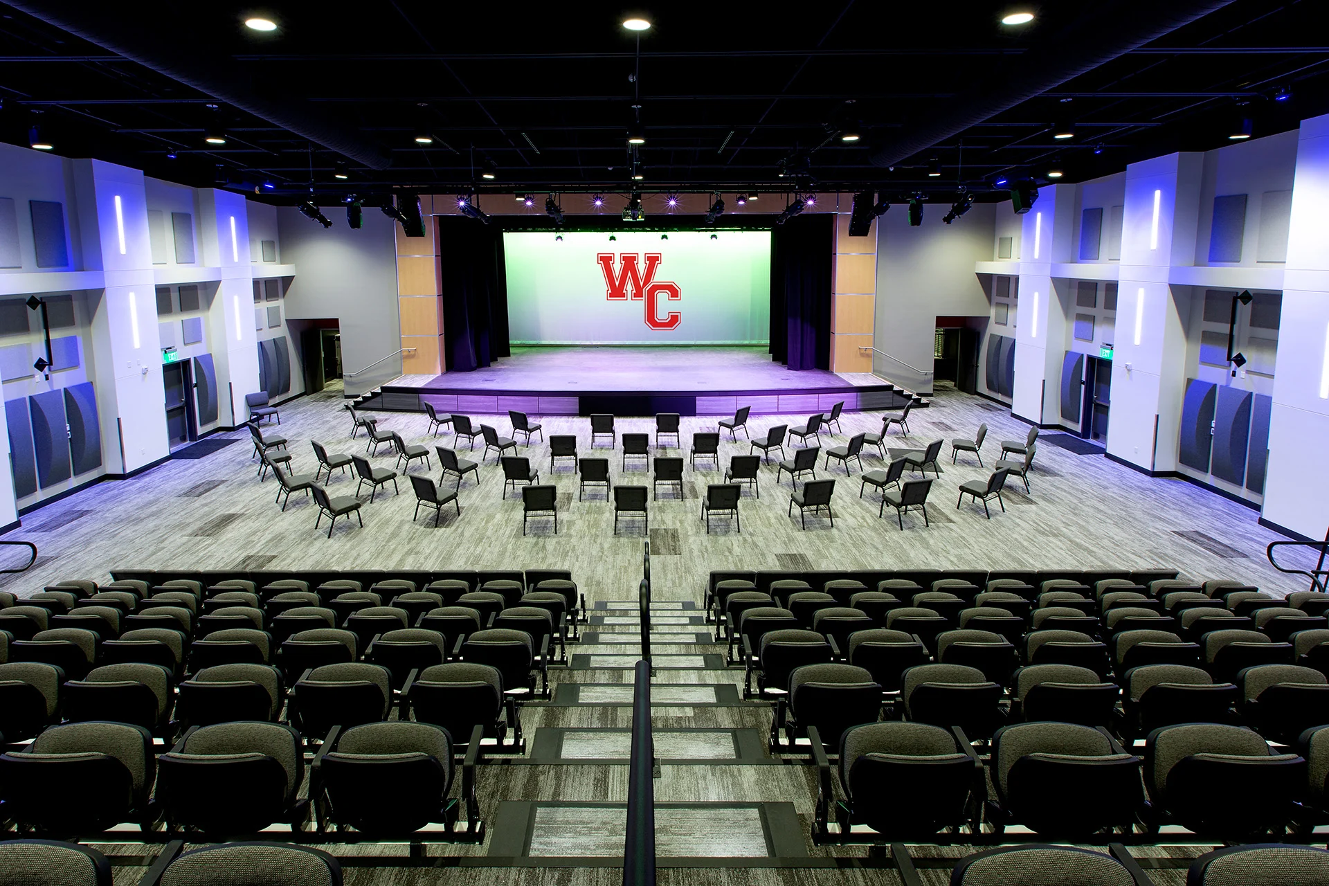 Woodland Christian - Theatre san church building church architect