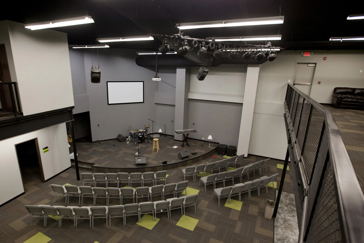 Grace Baptist Youth church building church architect