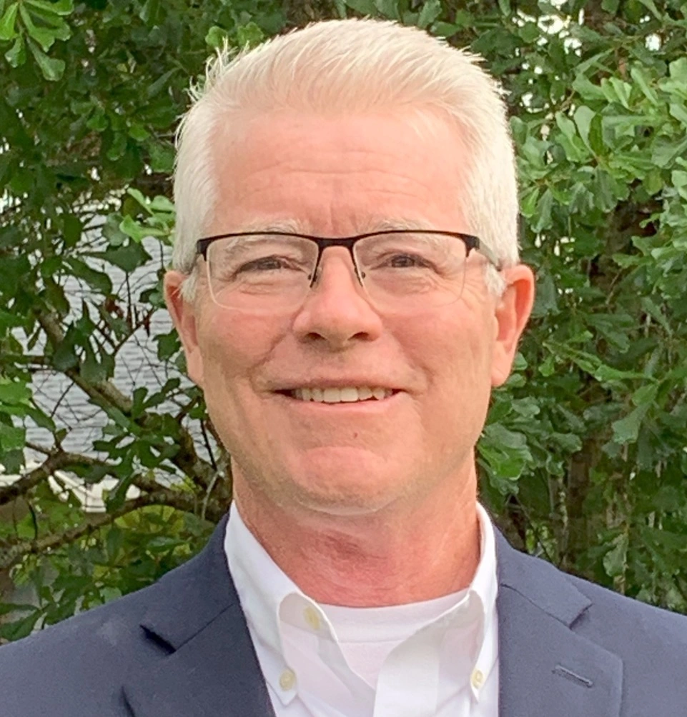 Tom Gordon head shot church builder